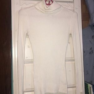 Ribbed white turtleneck